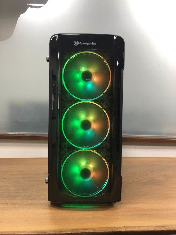 Savitar薩維塔 機殼開箱