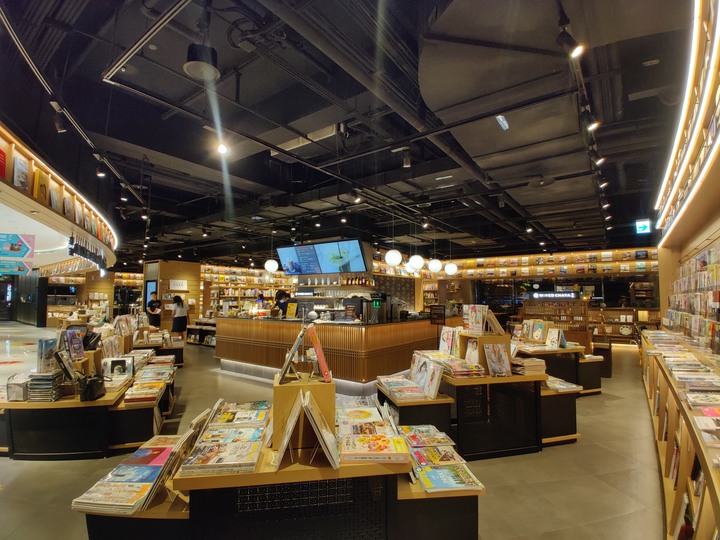 【小惡魔振興券】TSUTAYA BOOKSTORE蔦屋書店 x 茶屋WIRED CHAYA