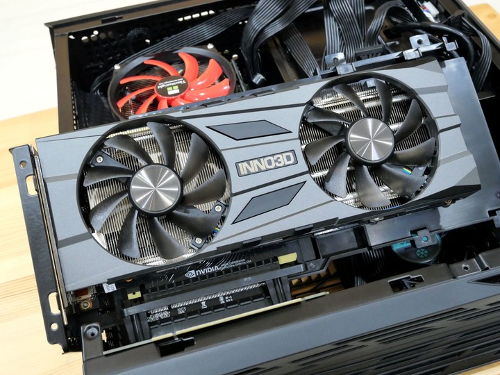 七奈米的小G機 feat. B550I AORUS x R7 4750G