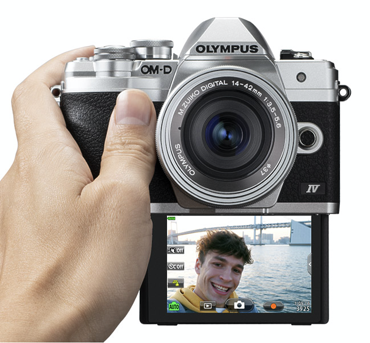 【新訊】Olympus 發表E-M10 Mark IV! 增加自拍螢幕與5軸4.5級防手震