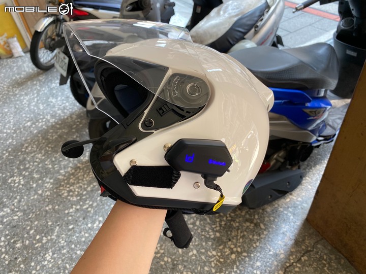 點我看大圖 MOTO A1 PLUS 簡易開箱