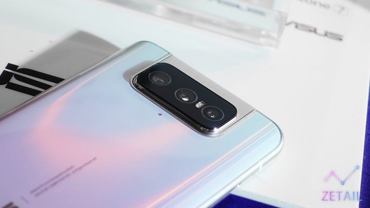 華碩 ZenFone 7、7 Pro 快速上手體驗：翻轉三鏡頭 + 側面指紋辨識 + 亮麗全螢幕
