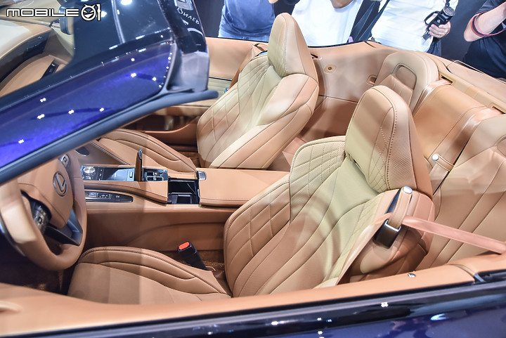 【採訪】Lexus LC Convertible敞篷版國內發表,搭載5.0升V8動力自588萬元起!