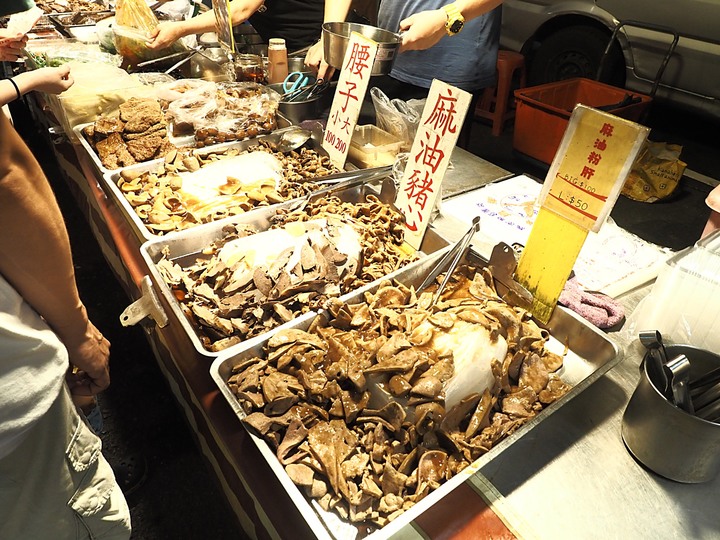 【小惡魔振興券】臺南市 中西區 武聖夜市 — 叱吒風雲36年之夜市傳奇