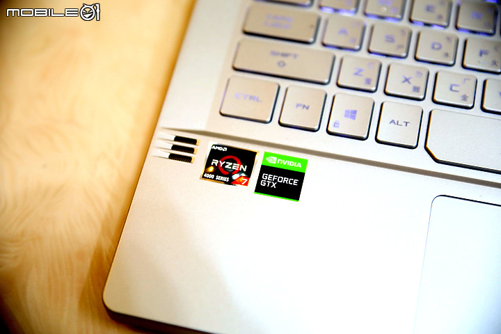 點我看大圖 辦公室疾白新勢力崛起 ROG Zephyrus G14 (AMD 4800HS + GTX1660Ti-MaxQ)