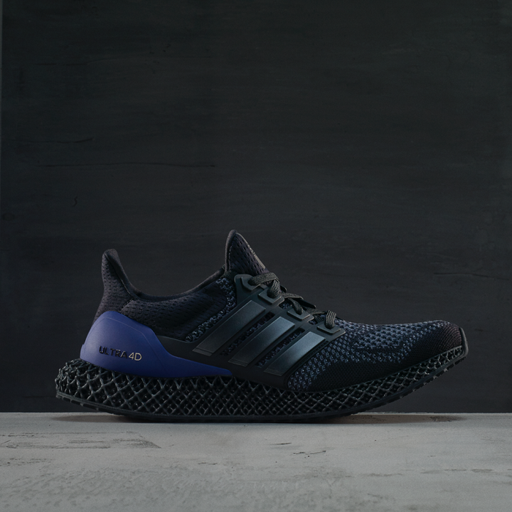 adidas發表終極跑鞋ULTRA4D UB系列與4D科技終於結合啦！