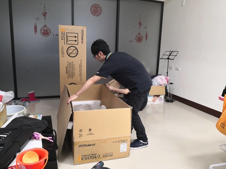 給大寶的第一台電鋼琴