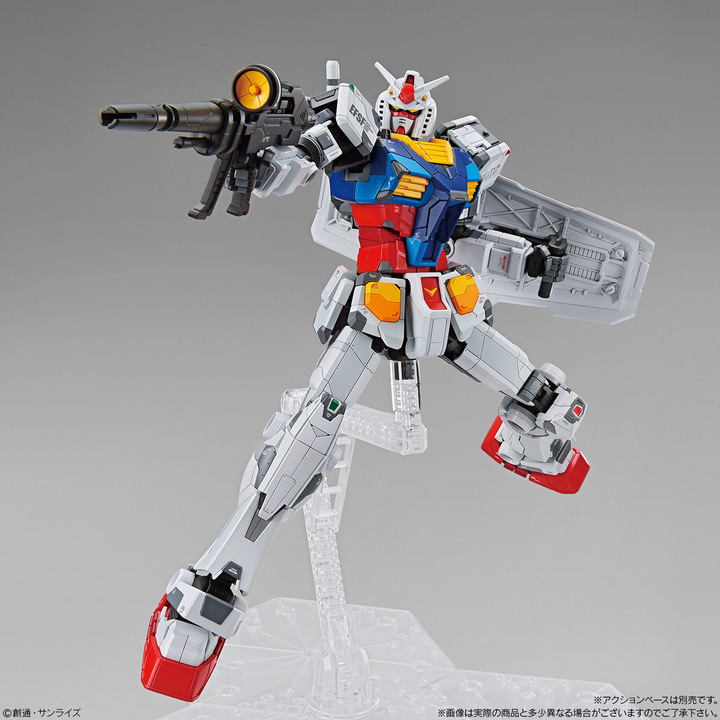 BANDAI 推出 RX-78F00 鋼彈橫濱可動展示機種同款模型