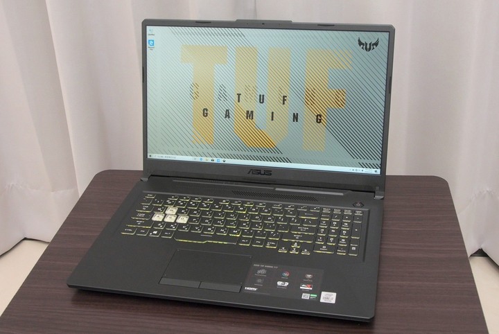 移動大視界 ASUS TUF GAMING F17 FX706LI 開箱