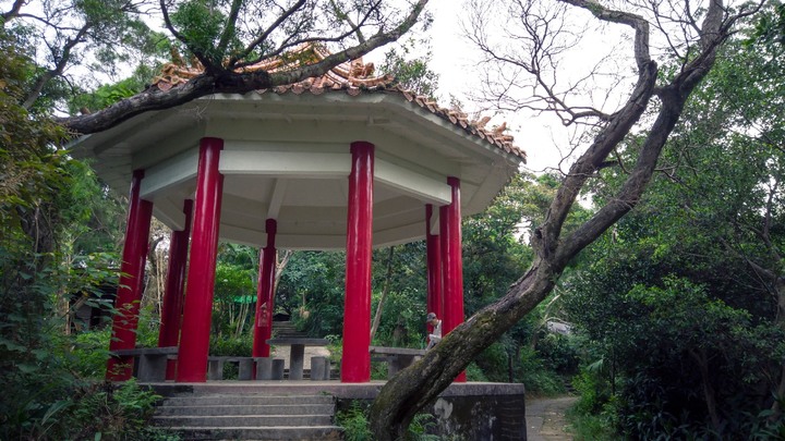 【中和區觀光步道】國旗嶺、長壽山、圓通寺、一線天步道