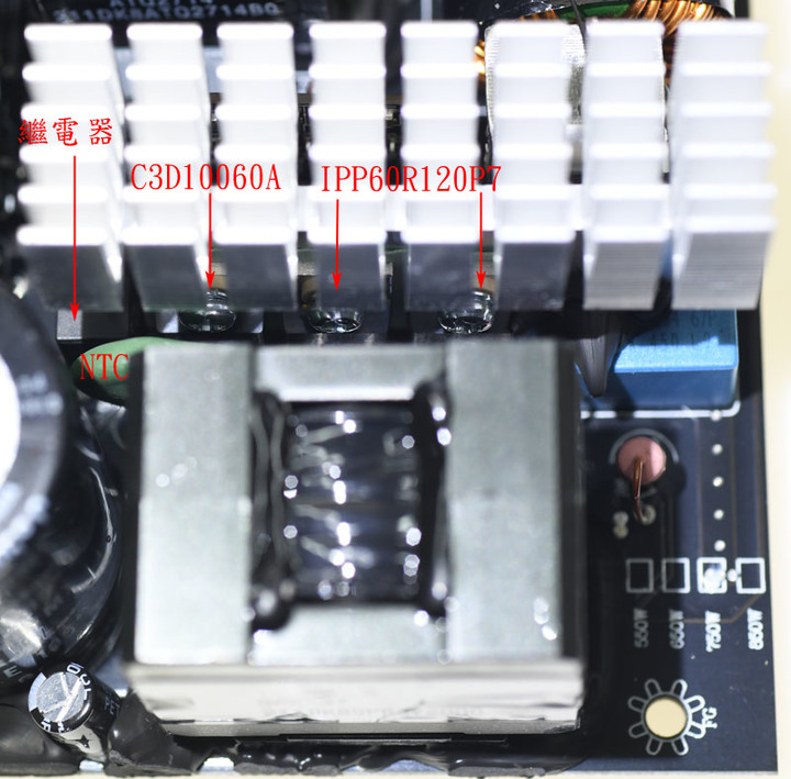 EVGA 750 GA金牌全模組化電源開箱