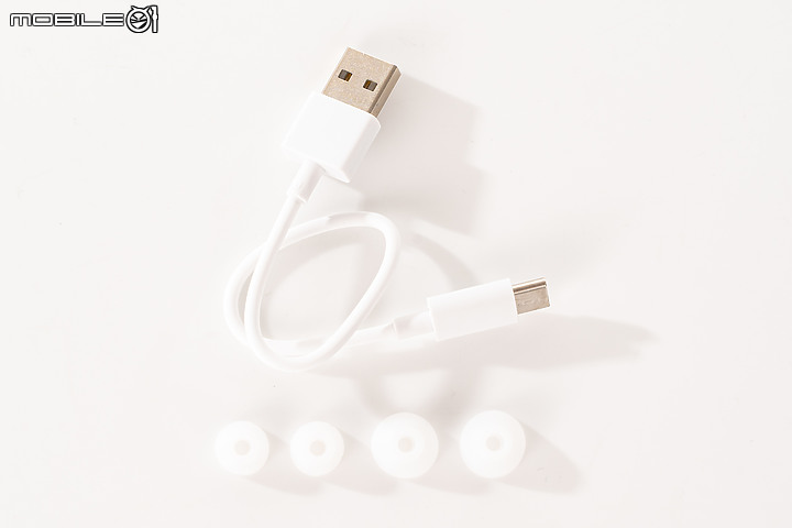 OPPO Enco W11 千元售價也能有強效續航