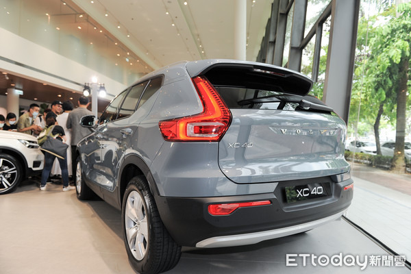 Volvo XC40 T3「首批85輛優惠價」全完售桂綸鎂罕見大螢幕獻舞
