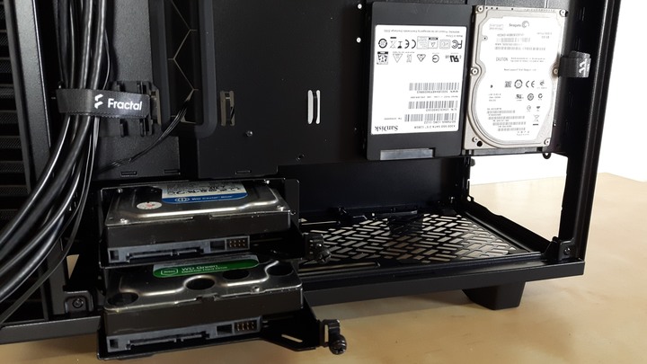 【開箱】Fractal Design Define 7 Compact(側透玻璃)  重磅登場！！