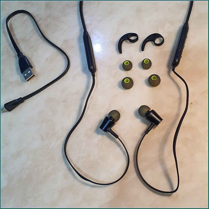 【開箱】三星 ITFIT E21A 雖然是送的,但中規中矩,方便好用,最近可以有機會低價入手