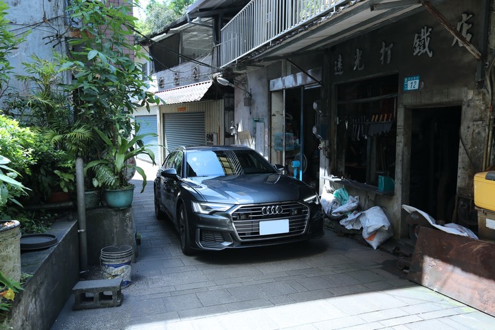 緩下心緒 讓五官重新開啟A6 Avant/Sedan同遊