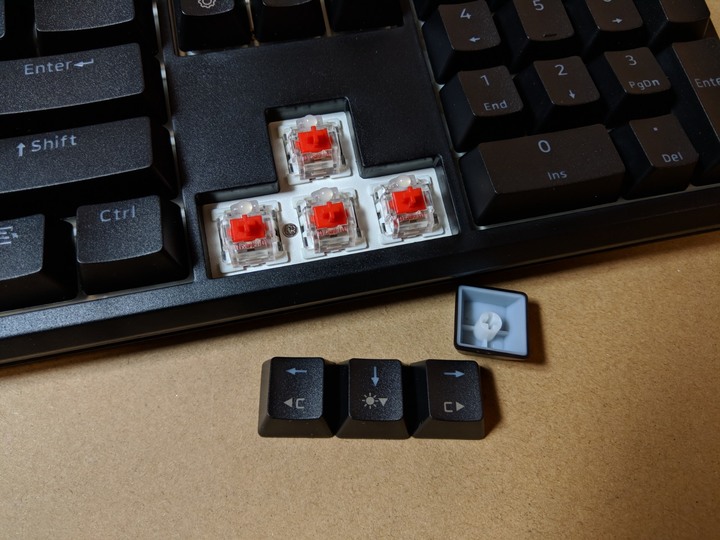 手感與C/P值都是超高 irocks K71M RGB 開箱