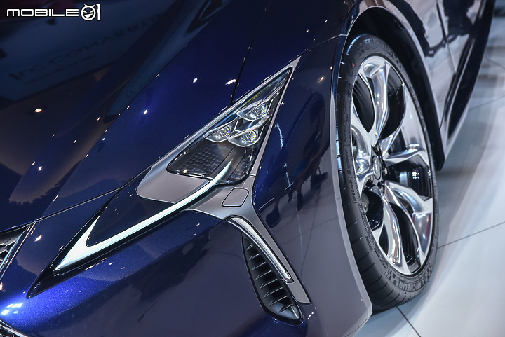 【採訪】Lexus LC Convertible敞篷版國內發表,搭載5.0升V8動力自588萬元起!