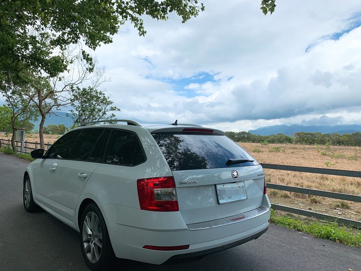 邁入第一個"萬"公里的里程碑 Octavia Combi 1.4 TSI