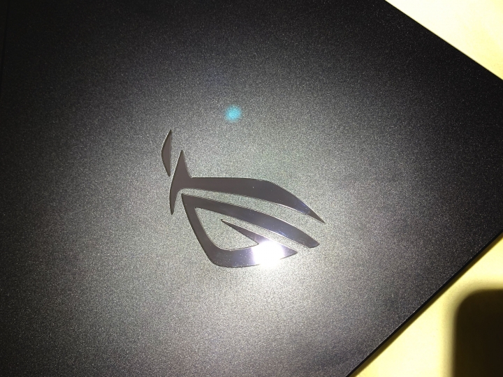 最後決定ROG strix scar 17