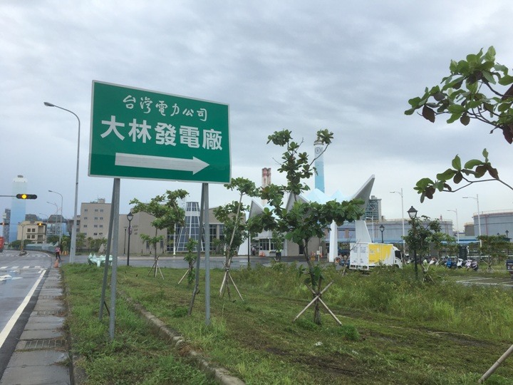 踩著YouBike2.0遊港仔墘(小港)