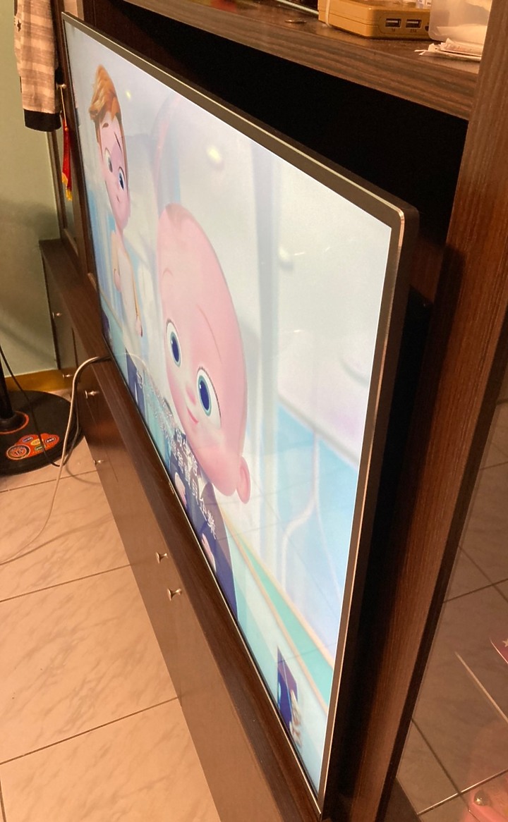 Haier 50型 4KHDR液晶顯示器 型號LE50U6950UG 開箱