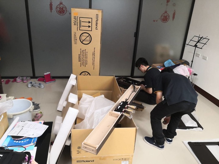 給大寶的第一台電鋼琴