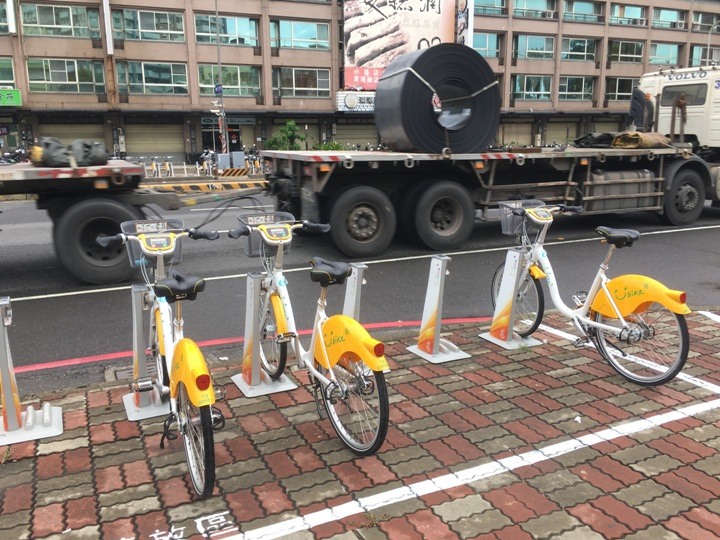 踩著YouBike2.0遊港仔墘(小港)