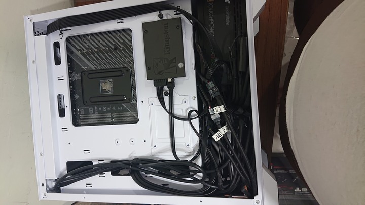 給朋友的弟弟準備進大學的電腦配單及分享