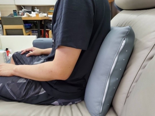 【開箱】赫里亞手工訂製真皮沙發~