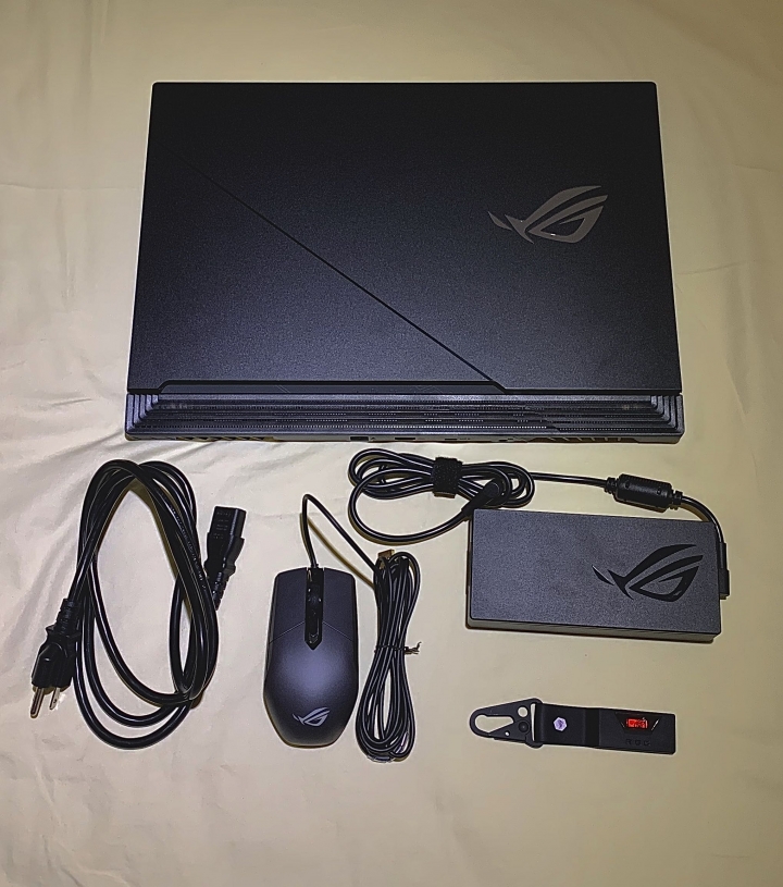 最後決定ROG strix scar 17