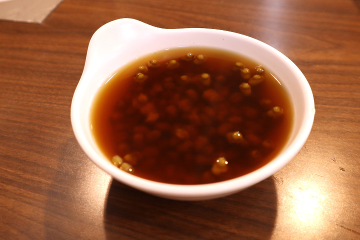 點我看大圖 新竹.吃飽飽|富鴻燒鴨飯|想看它涮涮鍋長什麼樣