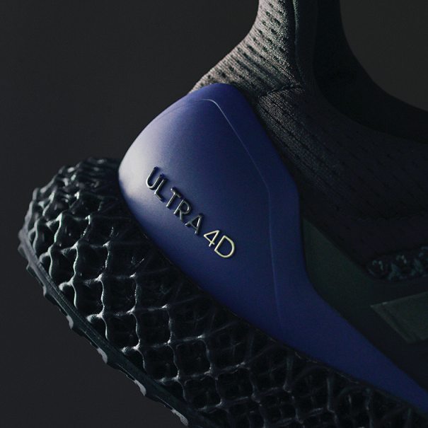 adidas發表終極跑鞋ULTRA4D UB系列與4D科技終於結合啦!
