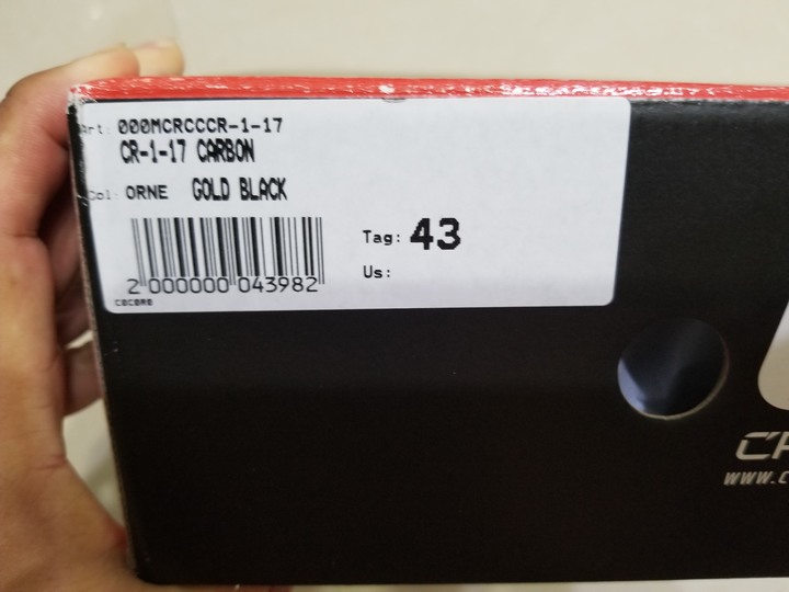 [分享] Crono CR1 碳纖，金色色系