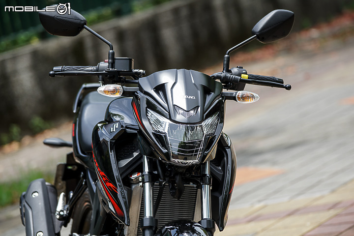 SUZUKI GSX150 Bandit 試駕 平坐墊才是舒適的本尊