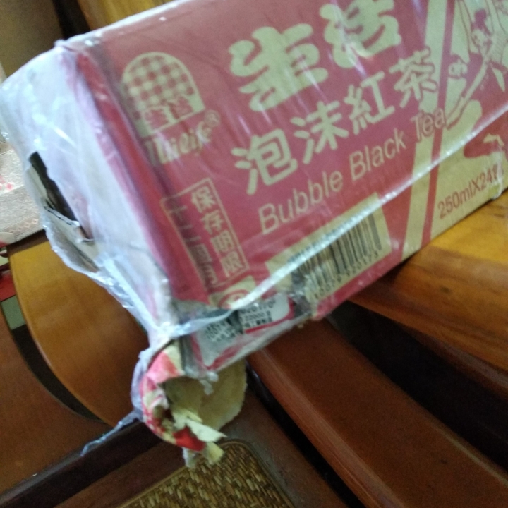 在大潤發 沒仔細看 買到的有問題商品