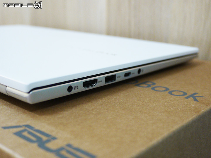 粉閃亮的ASUS VivoBook S15