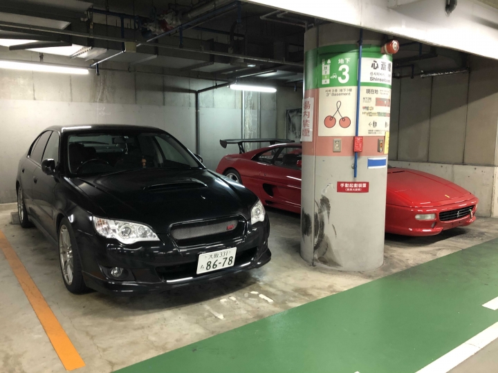 台灣有沒有四代目LEGACY的四門版