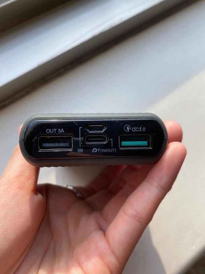 MAXIA 10000mAh 快充行動電源 我的日系無感攜帶新首選