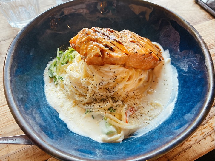 台中美食✦逢甲美食料多實在『HUN貳』👉好好拍人氣美食