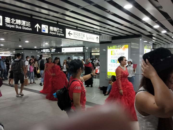 北車的印尼演唱會~妹子