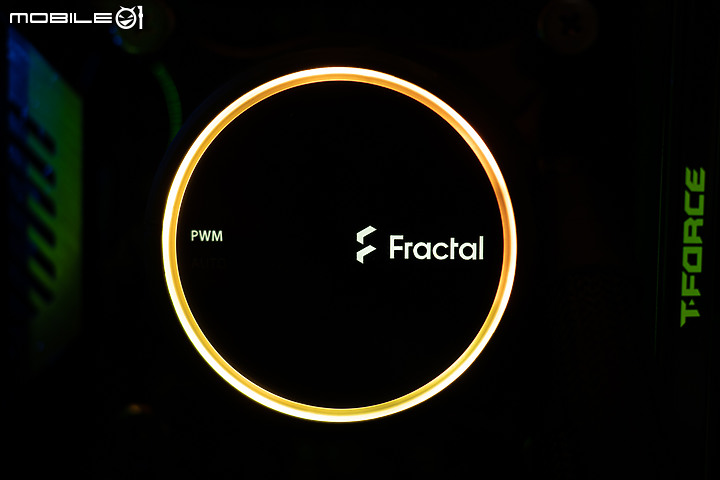 來自北歐寒流的高性能冷卻 Fractal Design Celsius+ S24 Prisma