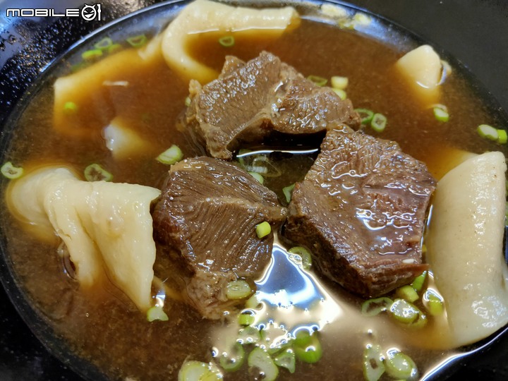 【小惡魔振興劵】高雄左營蓮池潭美食 陝西牛肉麵—西安麵食館
