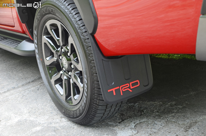 Toyota 小改款 Hilux 試駕,探索秘境的好夥伴!