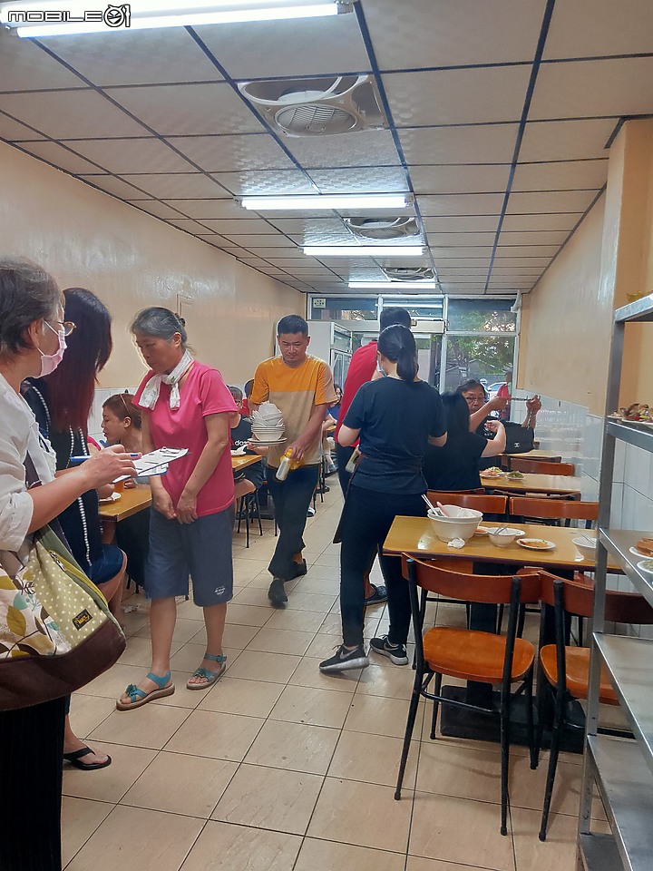 【小惡魔振興劵】外國人最愛蓮池潭東方神祕色彩眷村美食牛肉麵上桌