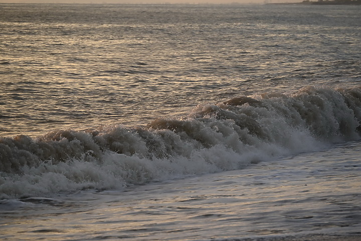 Nikon Z5開箱：枋山拍彩虹、夕陽、黃昏、小琉球、歸鳥與浪花。