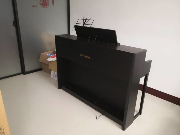 給大寶的第一台電鋼琴