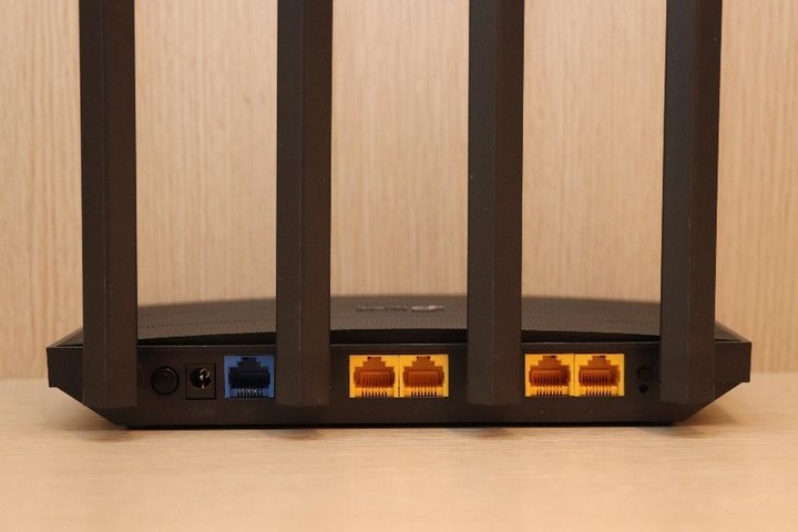 AC1200和AC1900路由器到底買哪個?  TP-Link Archer C80 AC1900 無線Wi-Fi 路由器，開箱