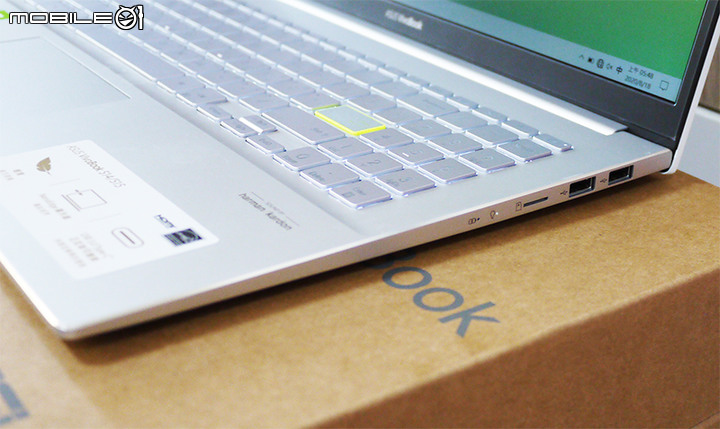 粉閃亮的ASUS VivoBook S15