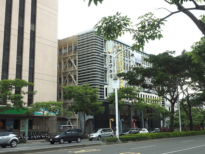 【小惡魔振興券】勞工博物館、袋寶觀光工廠 — 高雄市區小旅行之小型展館篇